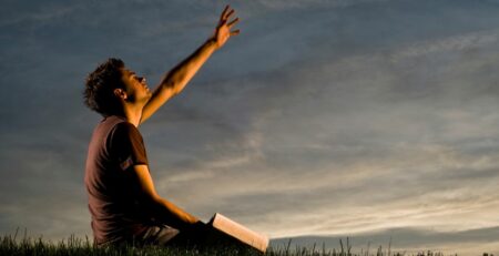 7 Prayers and Meditations to Combat Anxiety